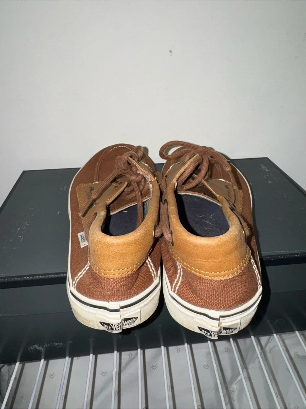 Vans classic brown